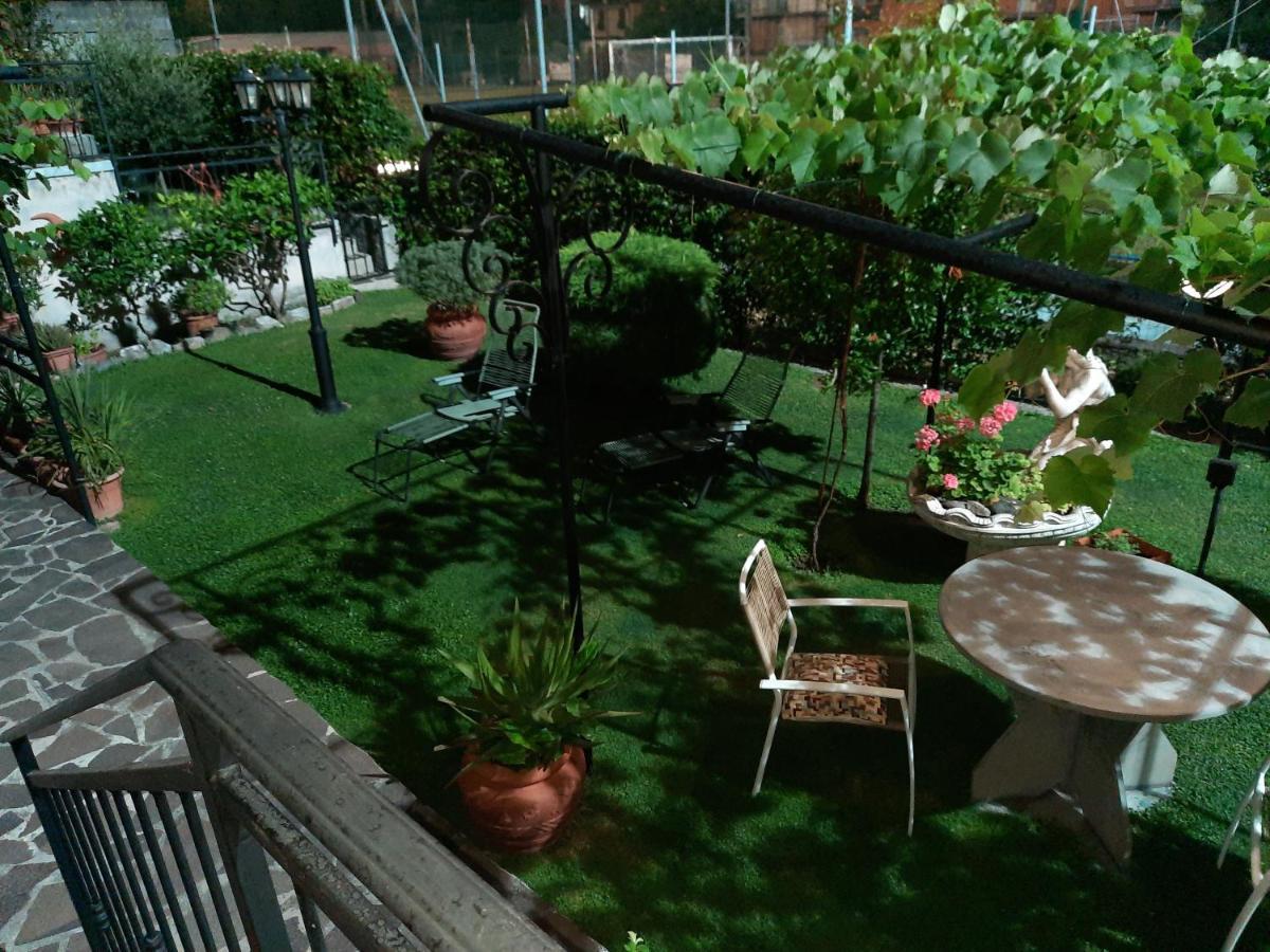 La Villa Специя Екстериор снимка