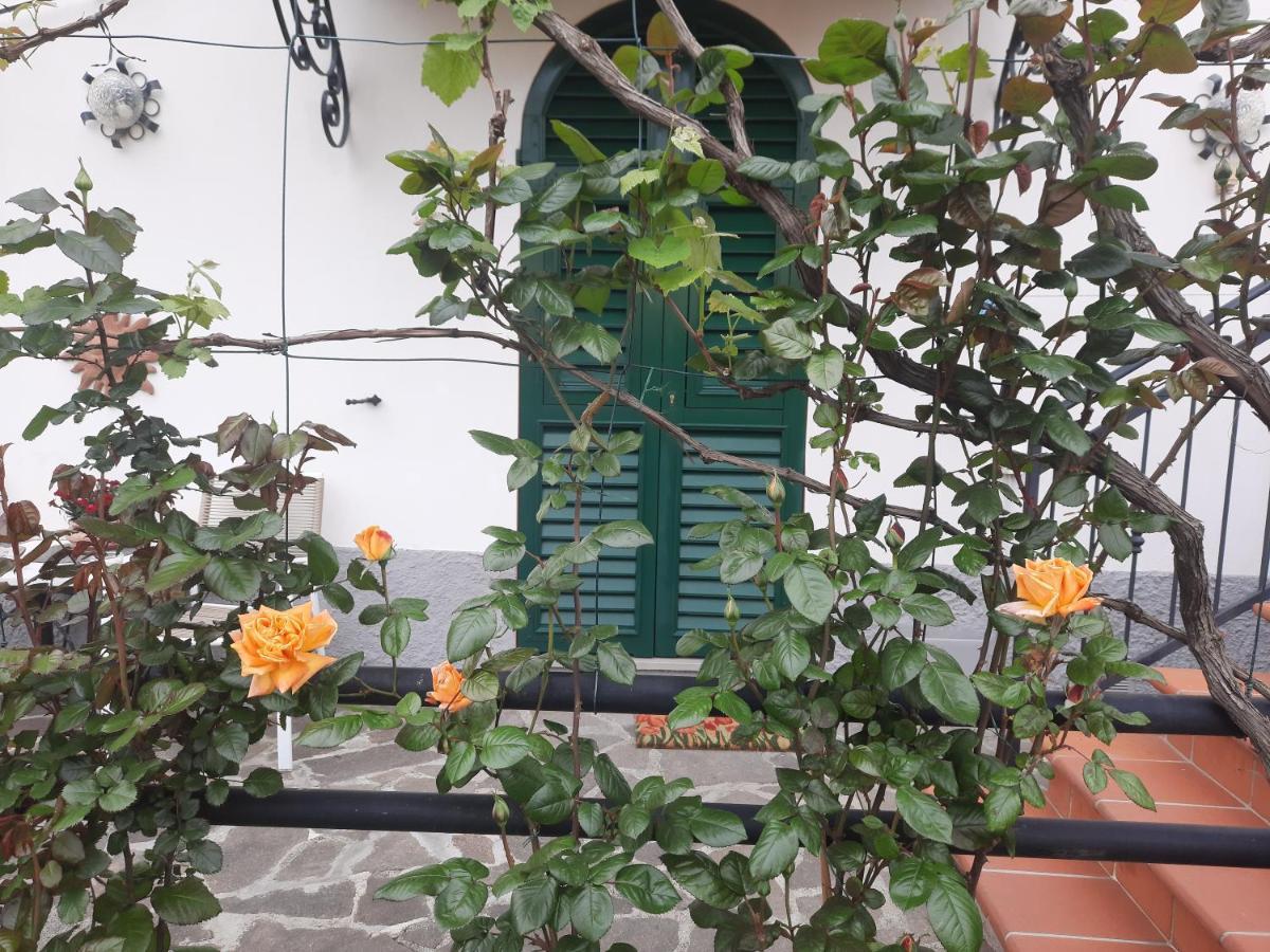 La Villa Специя Екстериор снимка