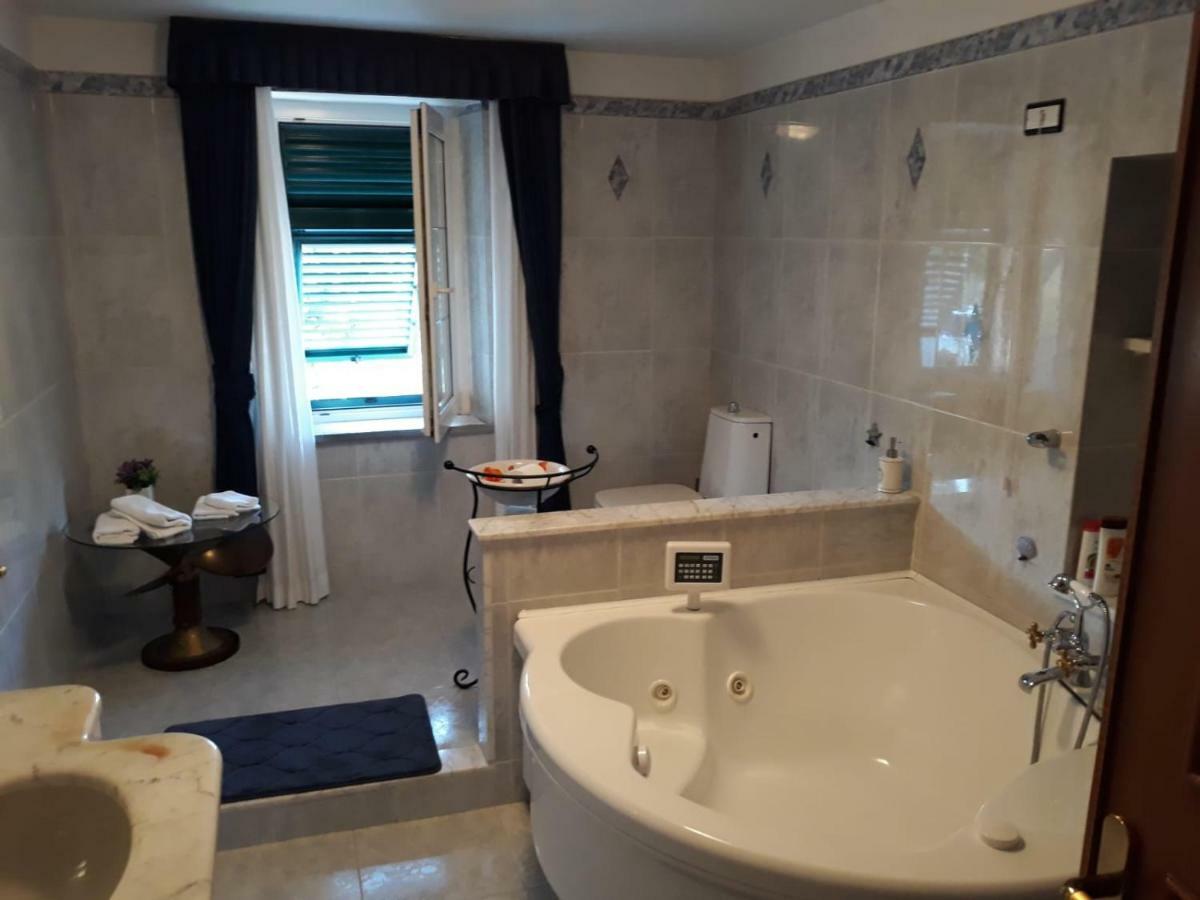 La Villa Специя Екстериор снимка