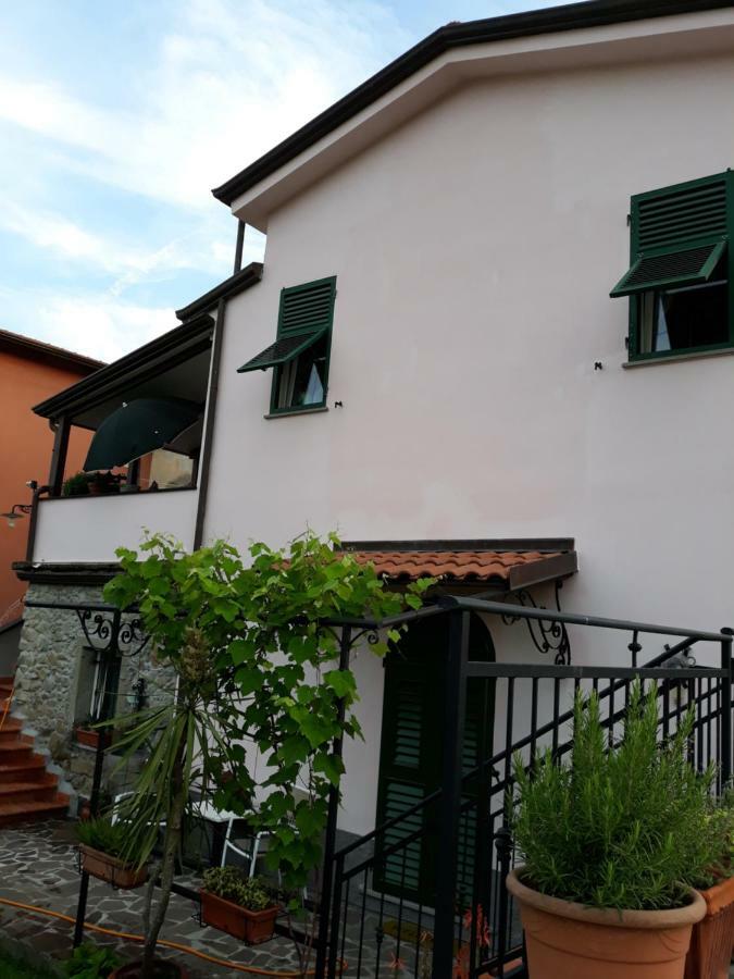 La Villa Специя Екстериор снимка